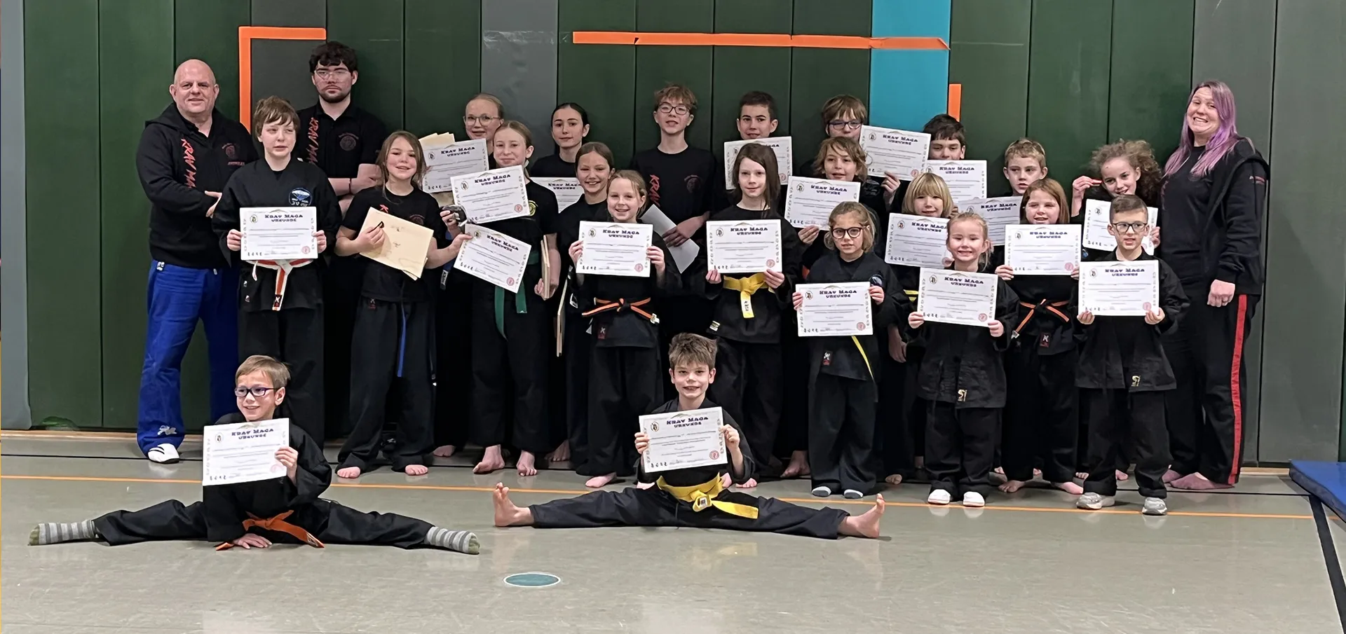 Budo Sechtem - 2 Kup-Prüfung des Jahres 2022 im Taekwondo - Gruppenfoto - Sliderbild