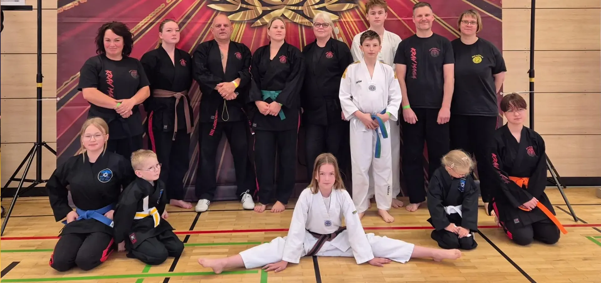 Budo Sechtem - Taekwondo Lehrgang am 3 September .2022 in Bornheim - Gruppenfoto - Sliderbild