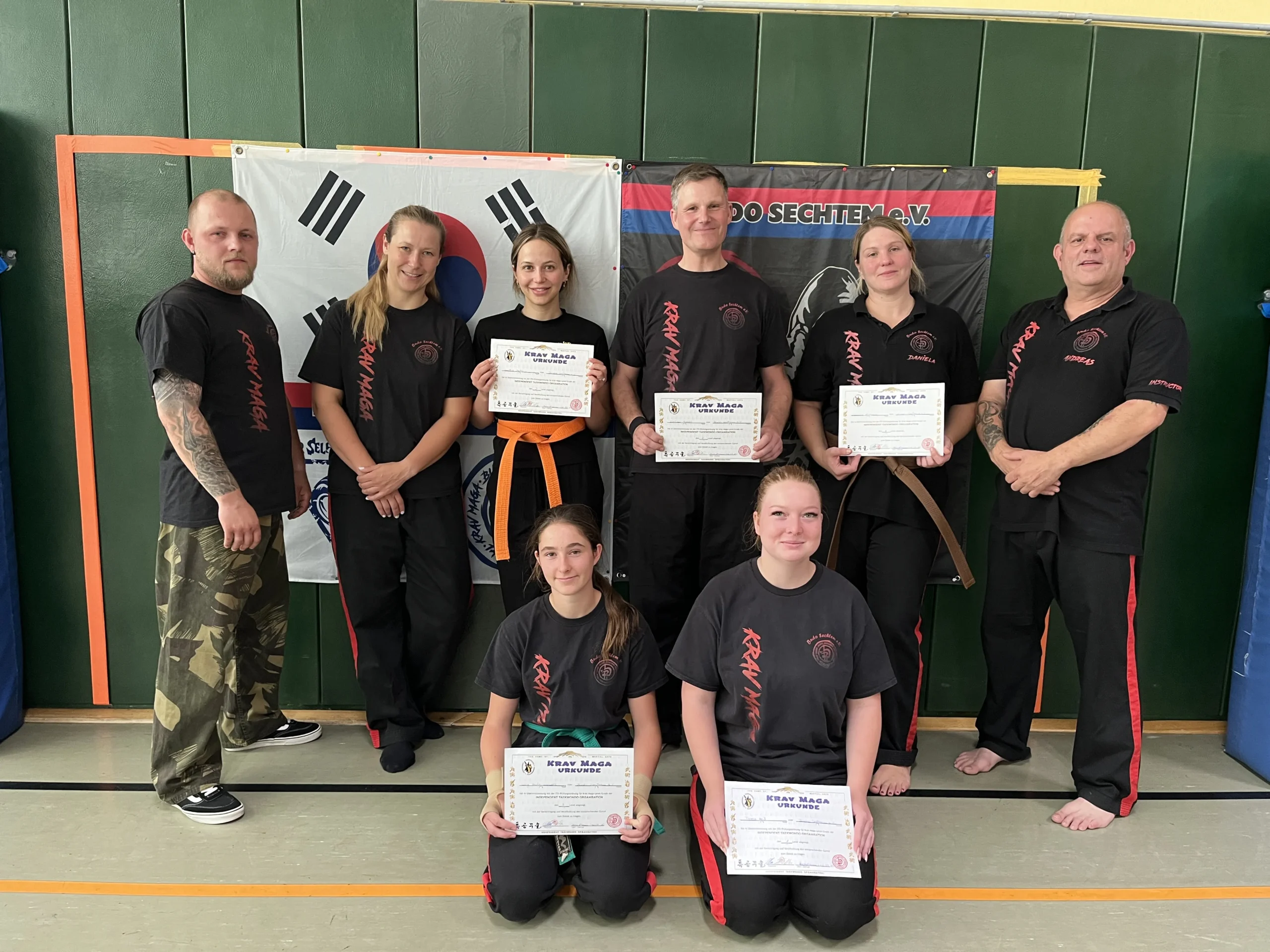 Budo-Sechtem-Bornheim-Krav Maga Prügung-Juli-2025-Gruppenfoto-Jugend - Erwachsene