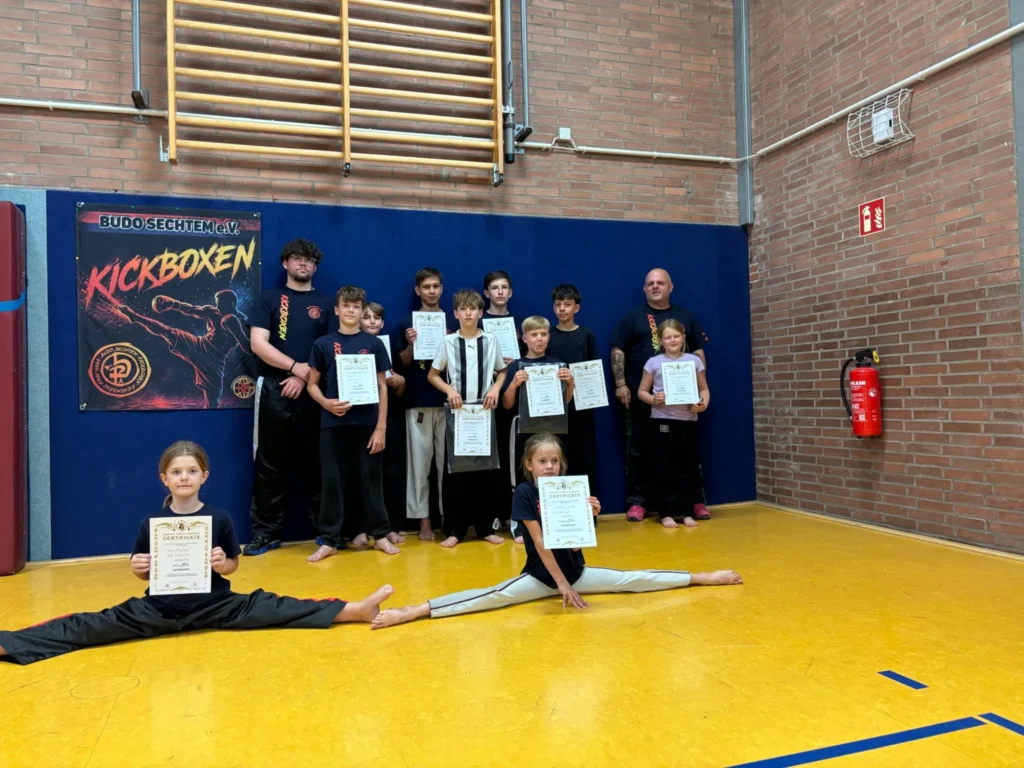 Budo Sechtem-Bornheim-Kickbox-Prüfung-Juli- 2026-Gruppen-Foto